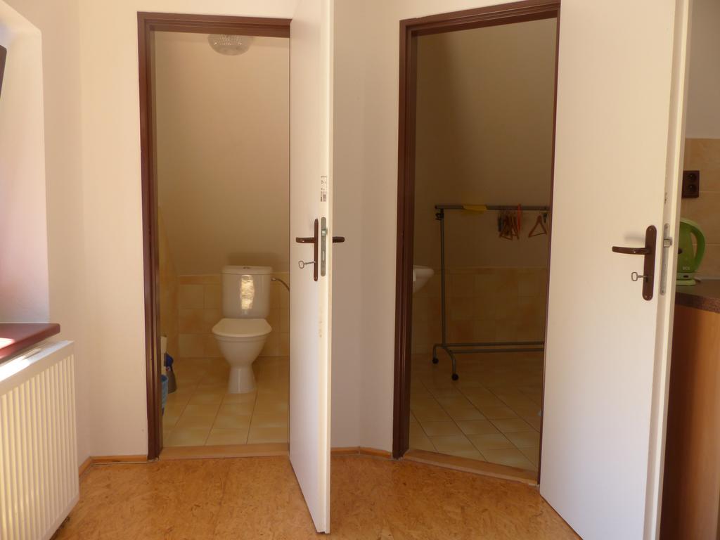 Bizoni Dvur Hotel Retenice Екстериор снимка